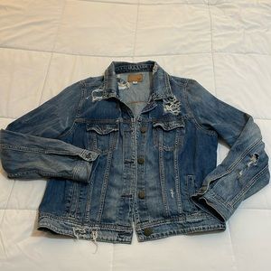 American Eagle AE jean rip jacket